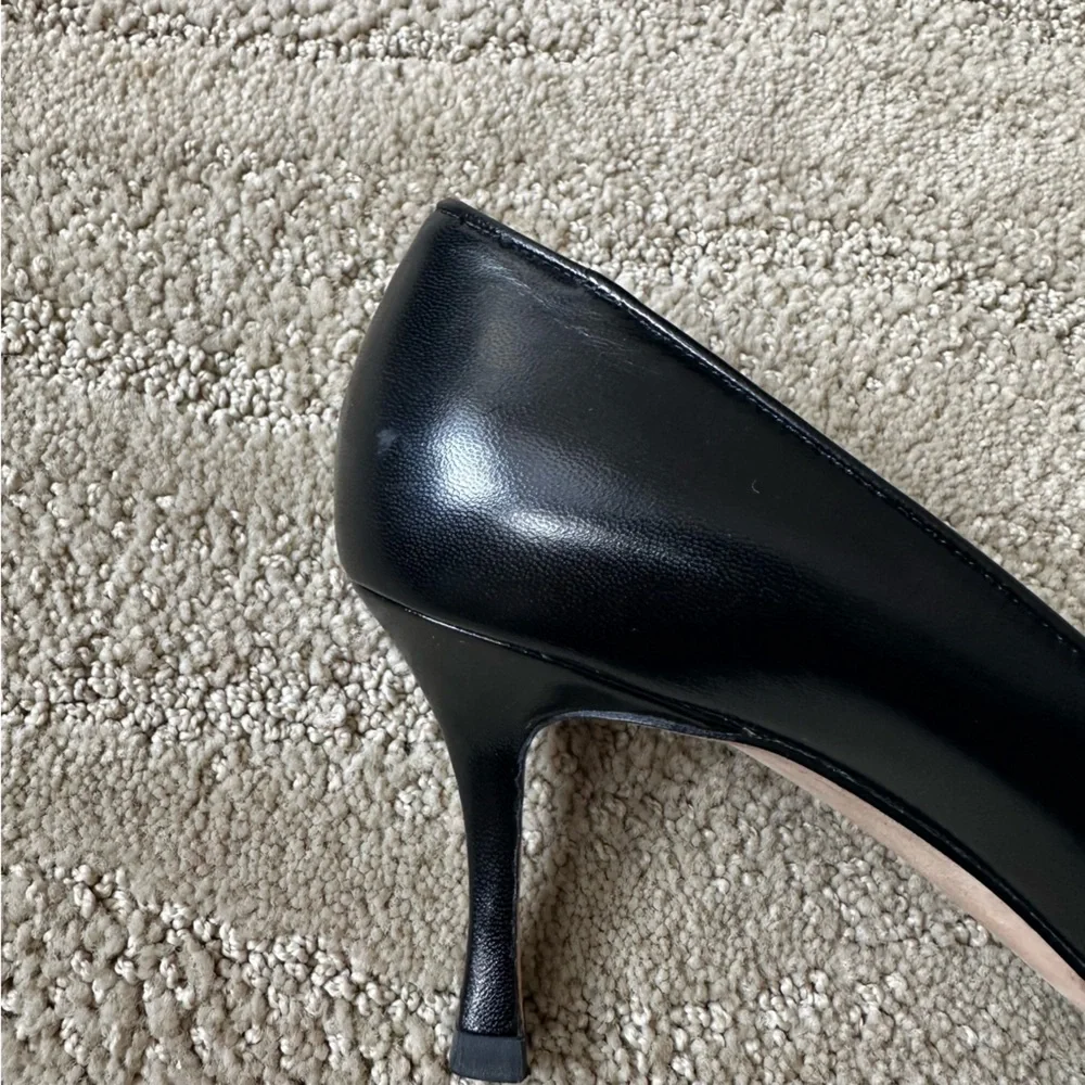 Manolo Blahnik Tuccio Autographed Black Pointy Toe Pumps 70mm Heel Sz IT 36.5